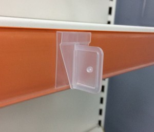 Wsuwany uchwyt do listwy cenowej PT3901 (100szt.)